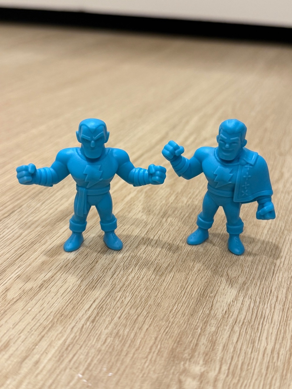 Wendy's DC Superheroes Blue Mini Figures Set of 2 Kids Meal Toys 2” Height
